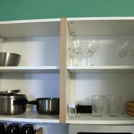 Budget + Private Parking Apartment